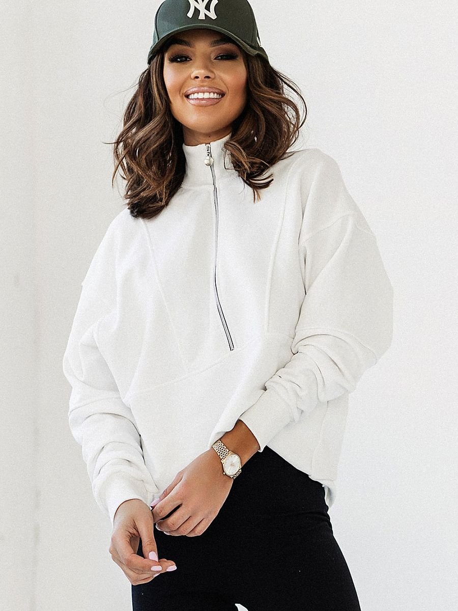 Oversized Zipped Sweatshirt/Turtleneck - White